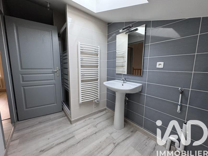 Maison - 179 m² - 9 pièces