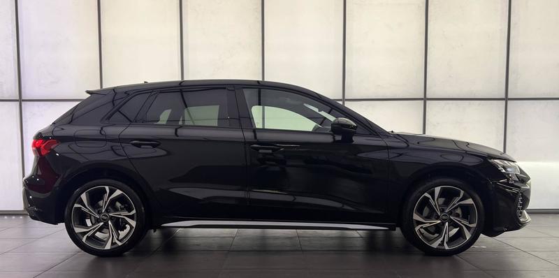 Audi A3 sportback 35 Tfsi Mild Hybrid 150 s tronic 7 s line