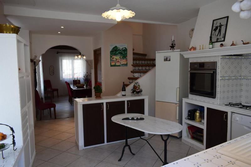 Maison en pierre - 140 m² - 9 pièces