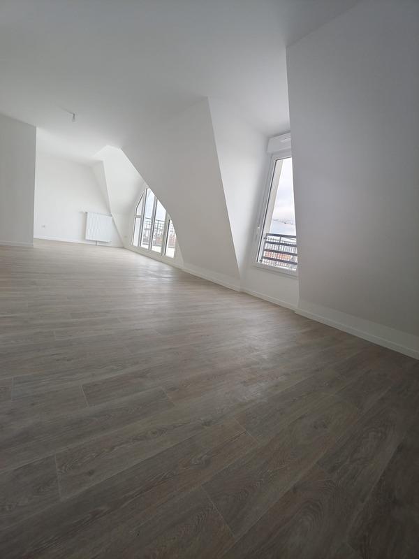 Appartement - 92 m² - 4 pièces