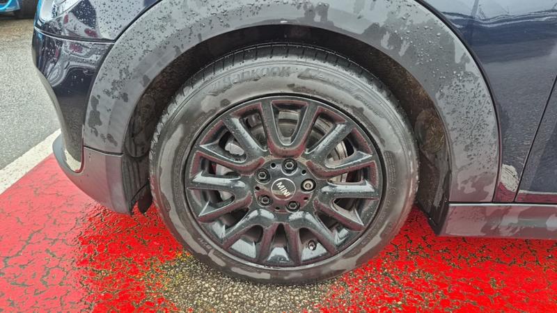 Mini 3 portes Hatch F56 Lci Cooper 136 Ch Bva7 Edition Greenwich