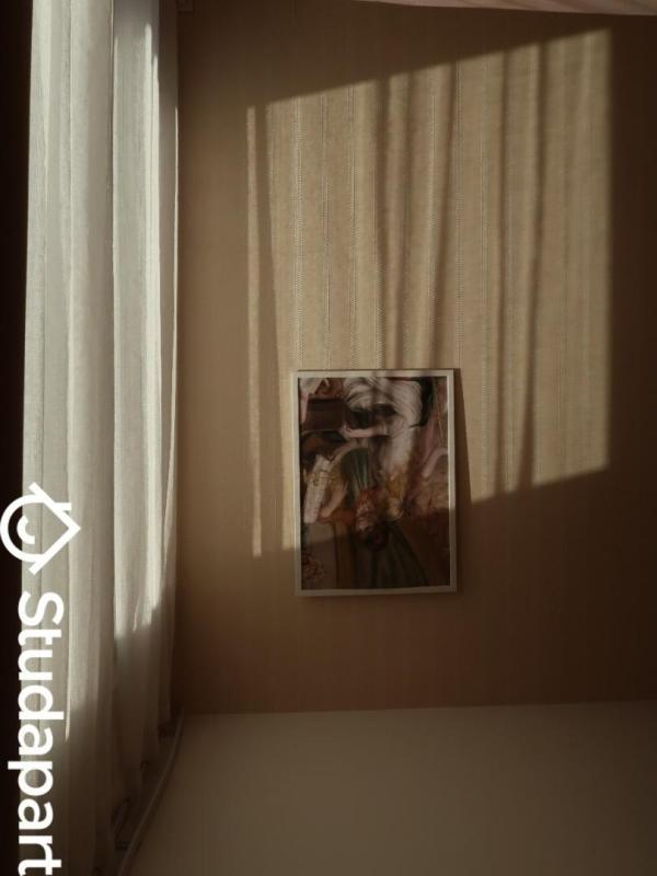 Chambre - 12 m² - 1 pièce