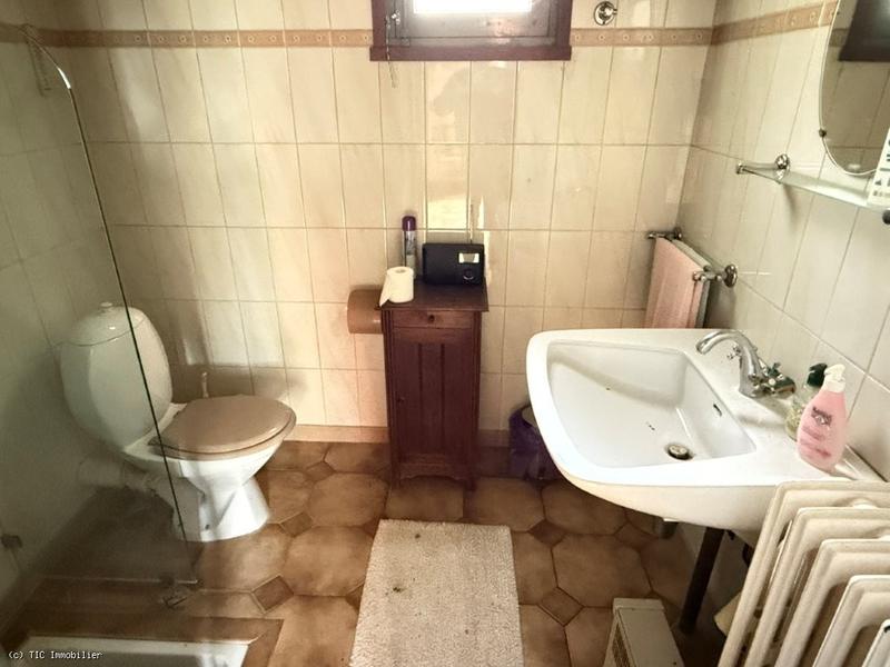 Propriété - 135 m² - 6 pièces