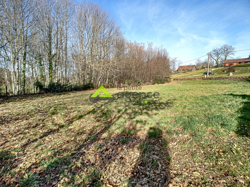 Terrain - 1 100 m²