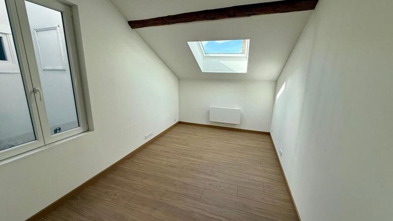Appartement - 80 m² - 5 pièces