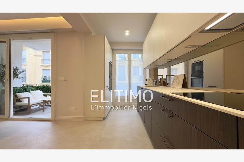 Appartement - 80 m² - 3 pièces