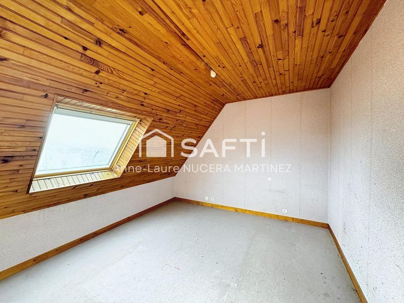 Maison - 102 m² - 5 pièces