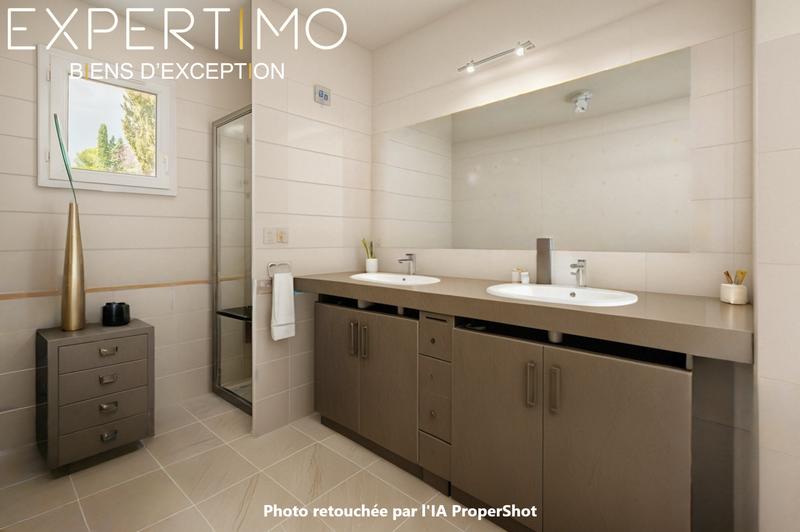 Villa - 167 m² - 6 pièces