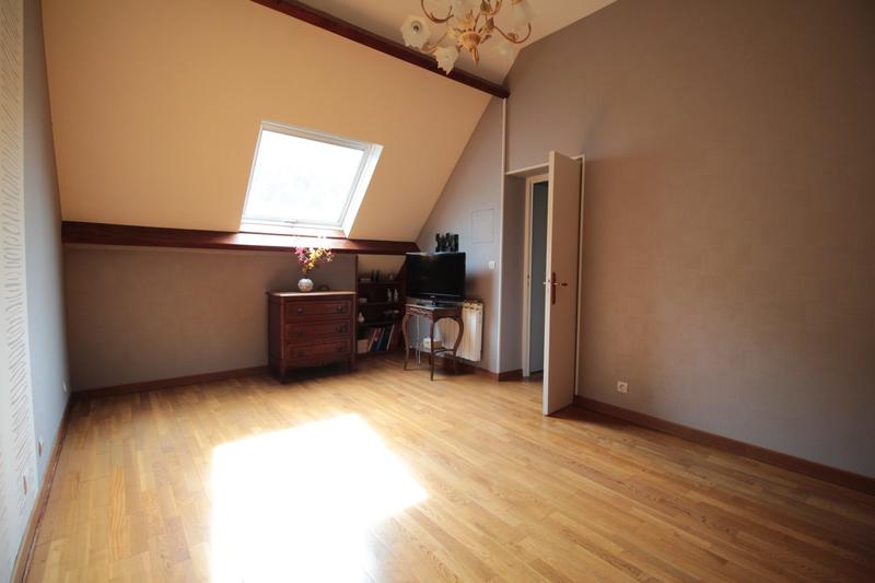 Maison - 113 m² - 6 pièces