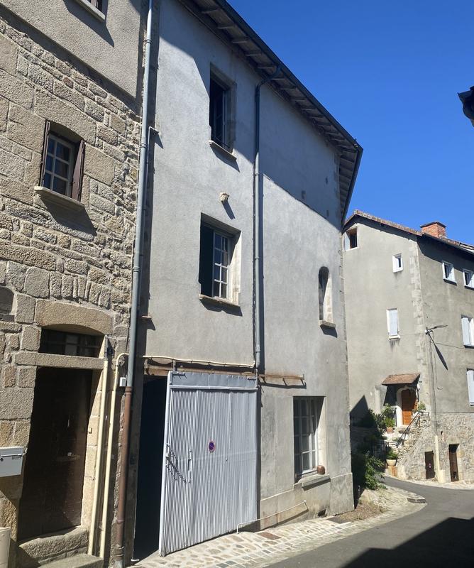 Maison ancienne - 164 m² - 7 pièces