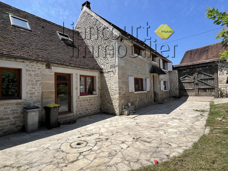 Maison - 144 m² - 6 pièces