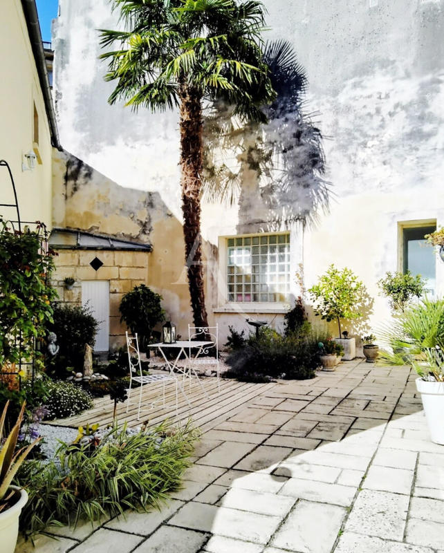 Maison - 177 m² - 8 pièces