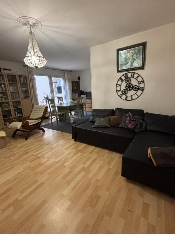 Appartement - 83 m² - 4 pièces