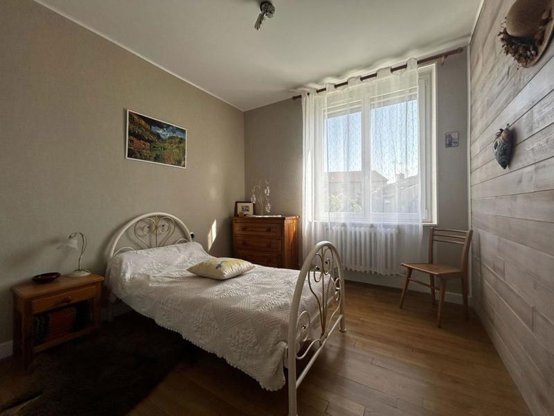 Maison - 158 m² - 9 pièces