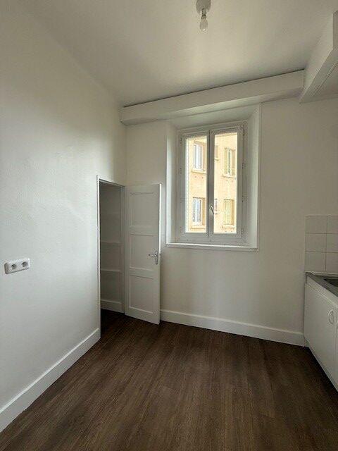 Appartement - 67 m² - 4 pièces