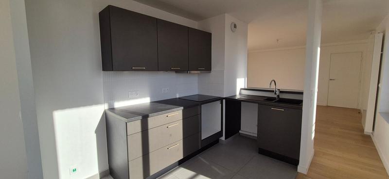 Appartement - 95 m² - 5 pièces