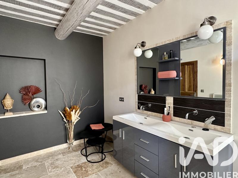 Maison - 139 m² - 7 pièces