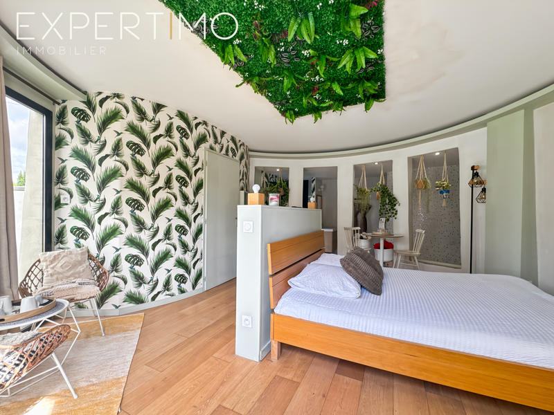 Maison - 180 m² - 5 pièces