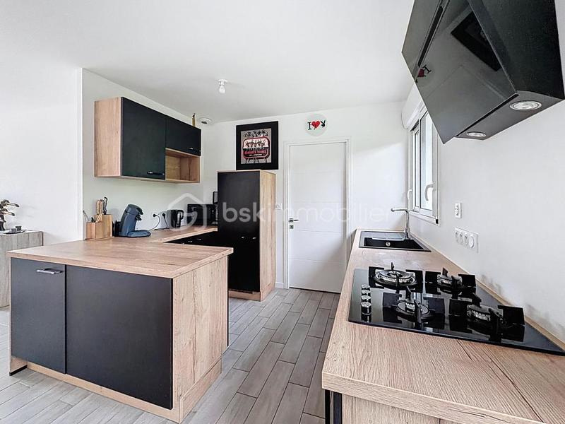 Maison - 90 m² - 4 pièces