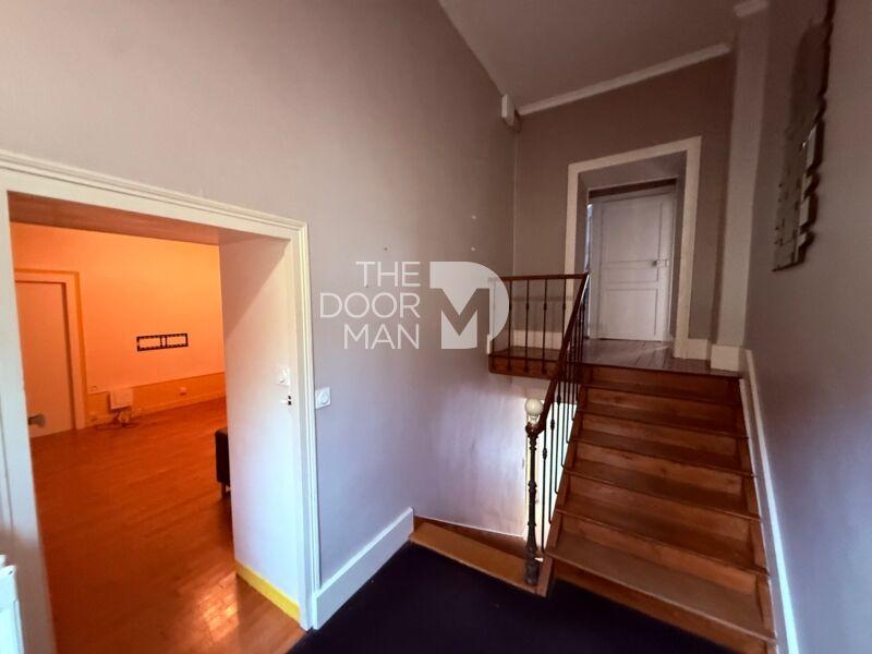 Maison de maîtres - 210 m² - 8 pièces