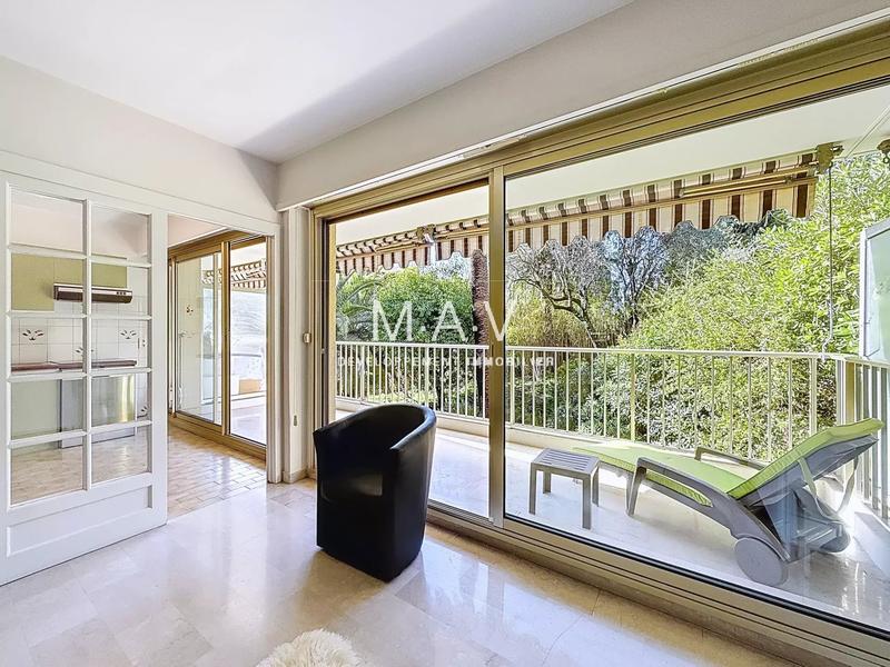 Appartement - 77 m² - 3 pièces