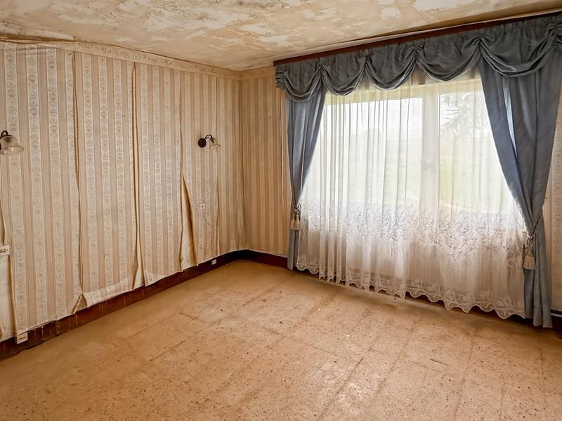 Maison - 99 m² - 5 pièces