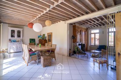 Ferme - 300 m² - 5 pièces