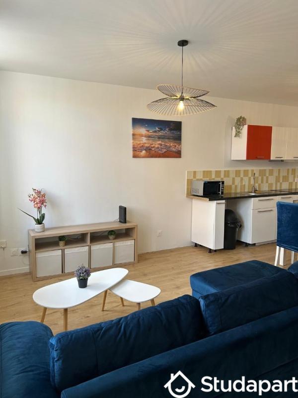 Chambre - 12 m² - 1 pièce