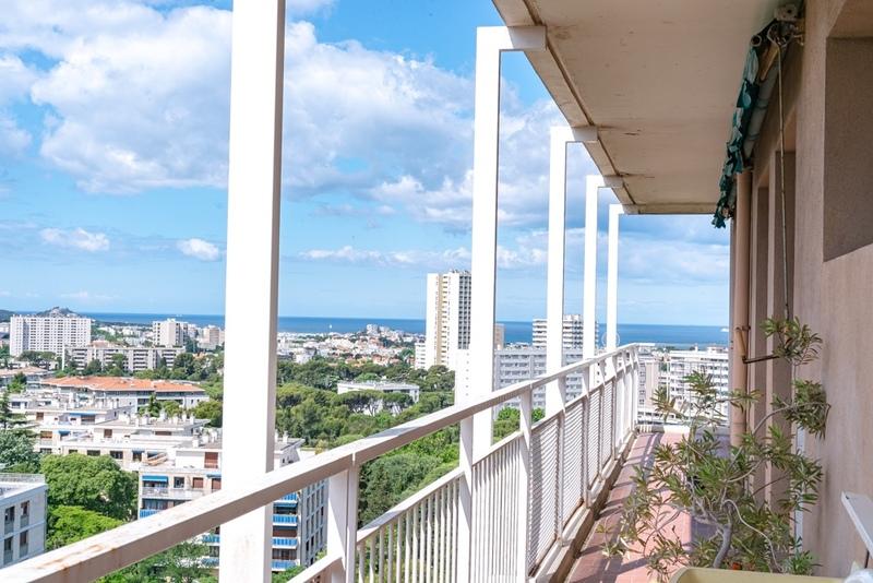 Appartement - 105 m² - 4 pièces