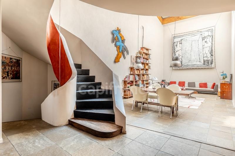 Maison - 262 m² - 8 pièces