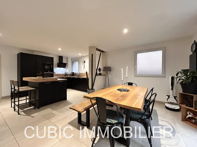 Maison - 131 m² - 4 pièces