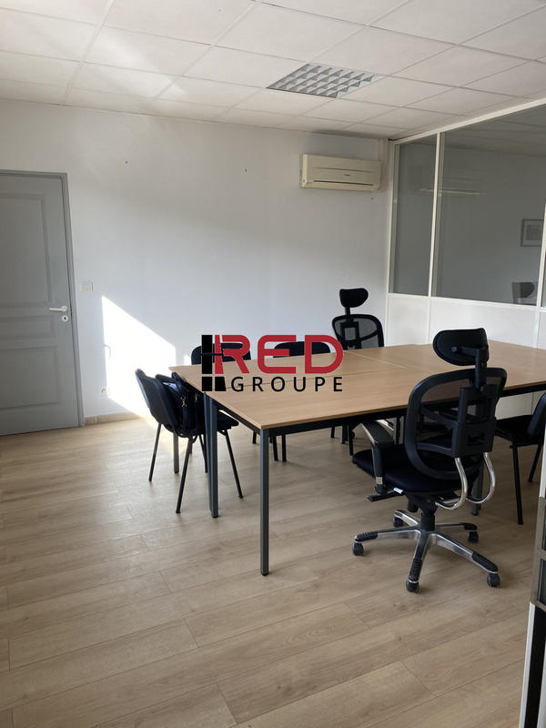 Bureau - 150 m²