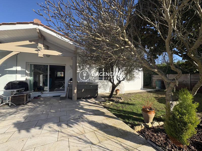 Maison - 98 m² - 4 pièces