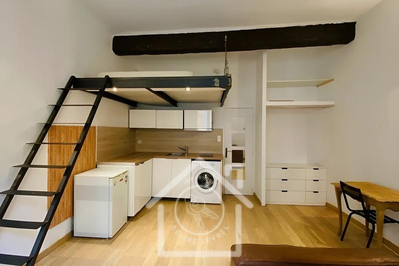 Studio - 25 m² - 1 pièce