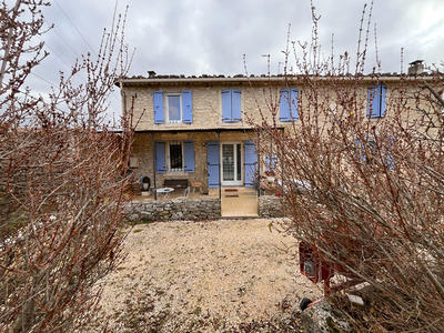 Maison - 235 m² - 7 pièces