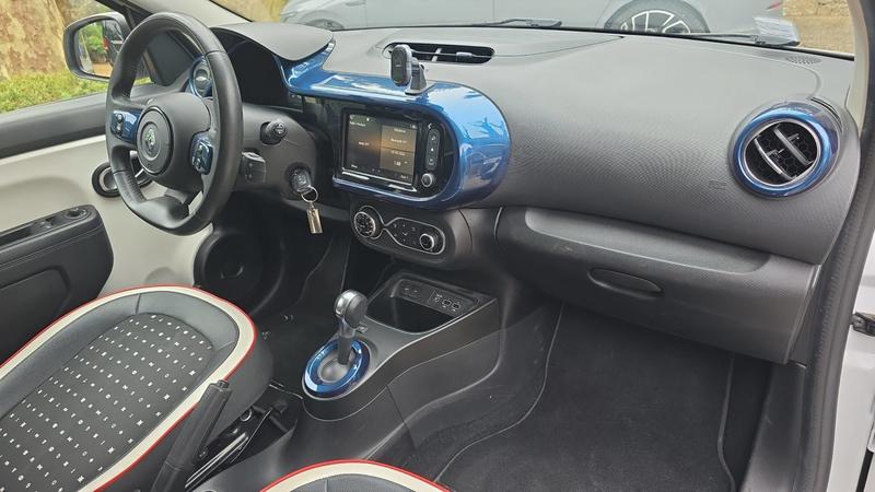 Renault Twingo III 0.9 TCe 95 Edc6 Signature