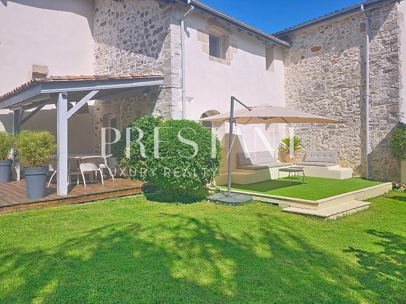Maison - 152 m² - 5 pièces