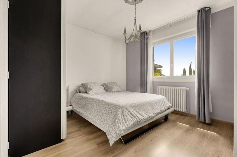 Maison - 180 m² - 6 pièces