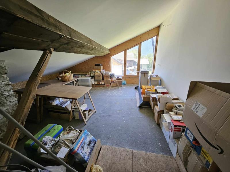 Maison - 102 m² - 4 pièces