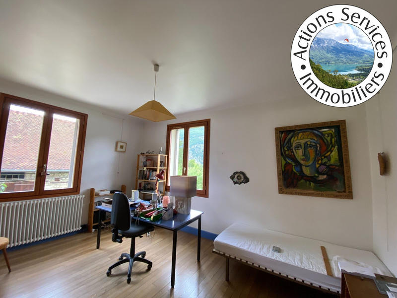 Maison - 163 m² - 7 pièces