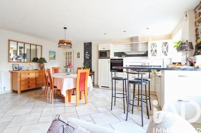 Maison - 109 m² - 6 pièces