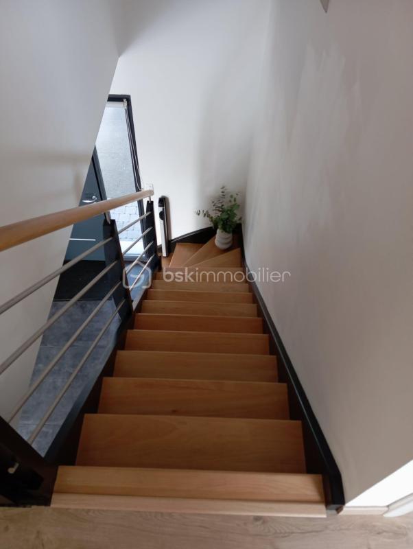 Maison - 127 m² - 7 pièces