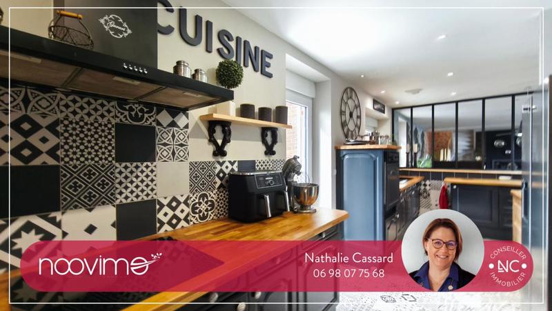 Maison - 251 m² - 7 pièces