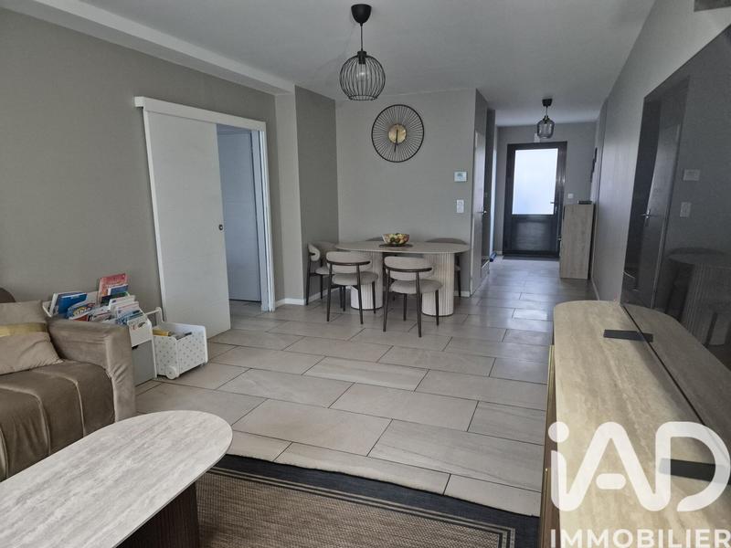 Maison - 111 m² - 6 pièces