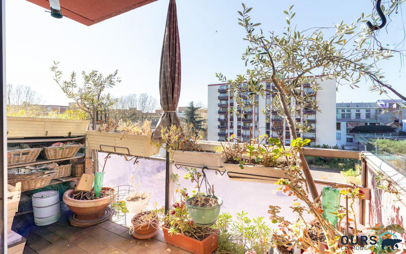 Appartement - 88 m² - 5 pièces