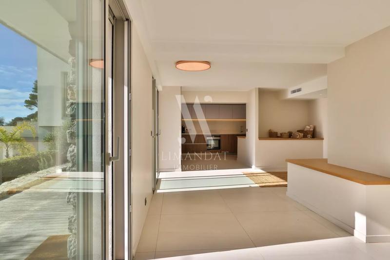 Villa - 440 m² - 8 pièces