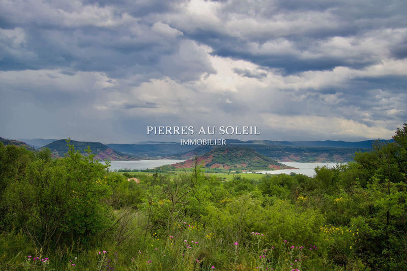 Propriété - 250 m² - 8 pièces