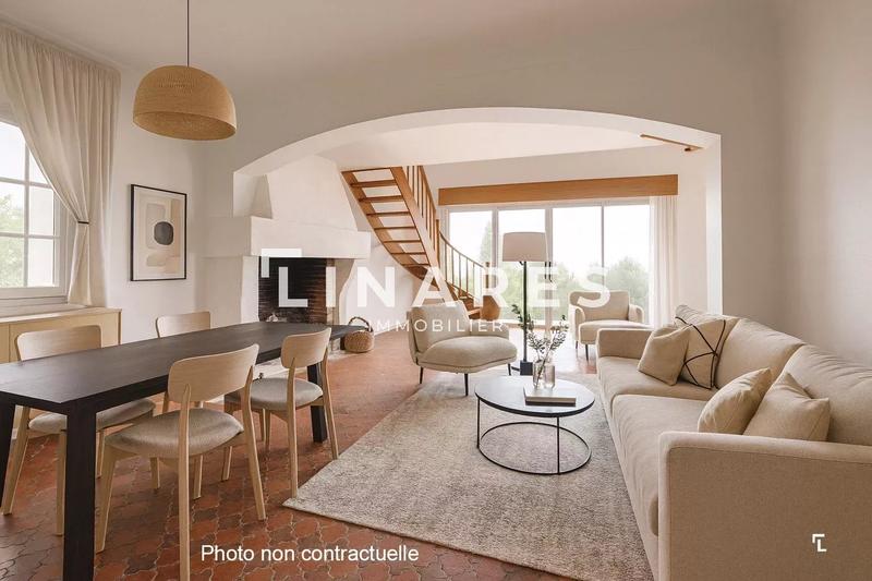 Maison - 240 m² - 7 pièces