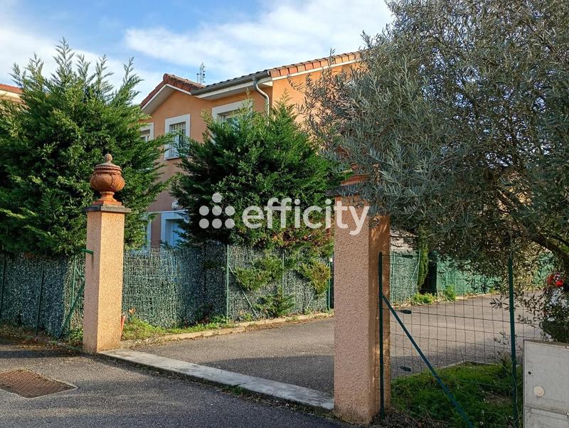 Maison - 57 m² - 3 pièces