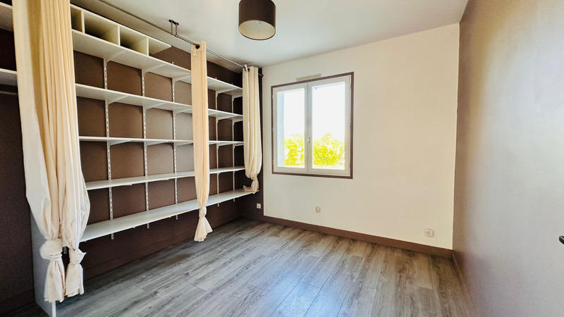 Maison - 153 m² - 8 pièces